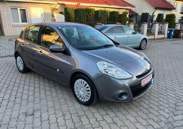 Renault Clio cena 12900 przebieg: 190000, rok produkcji 2009 z Nowy Targ małe 172